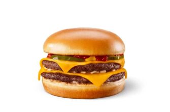 Двойной Чизбургер во «Вкусно - и точка»